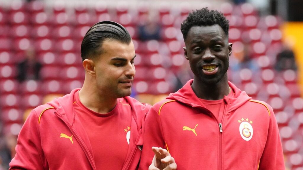 davinson sanchez ve abdulkerim bardakci birlikte gol atiyor gc1wuSkK