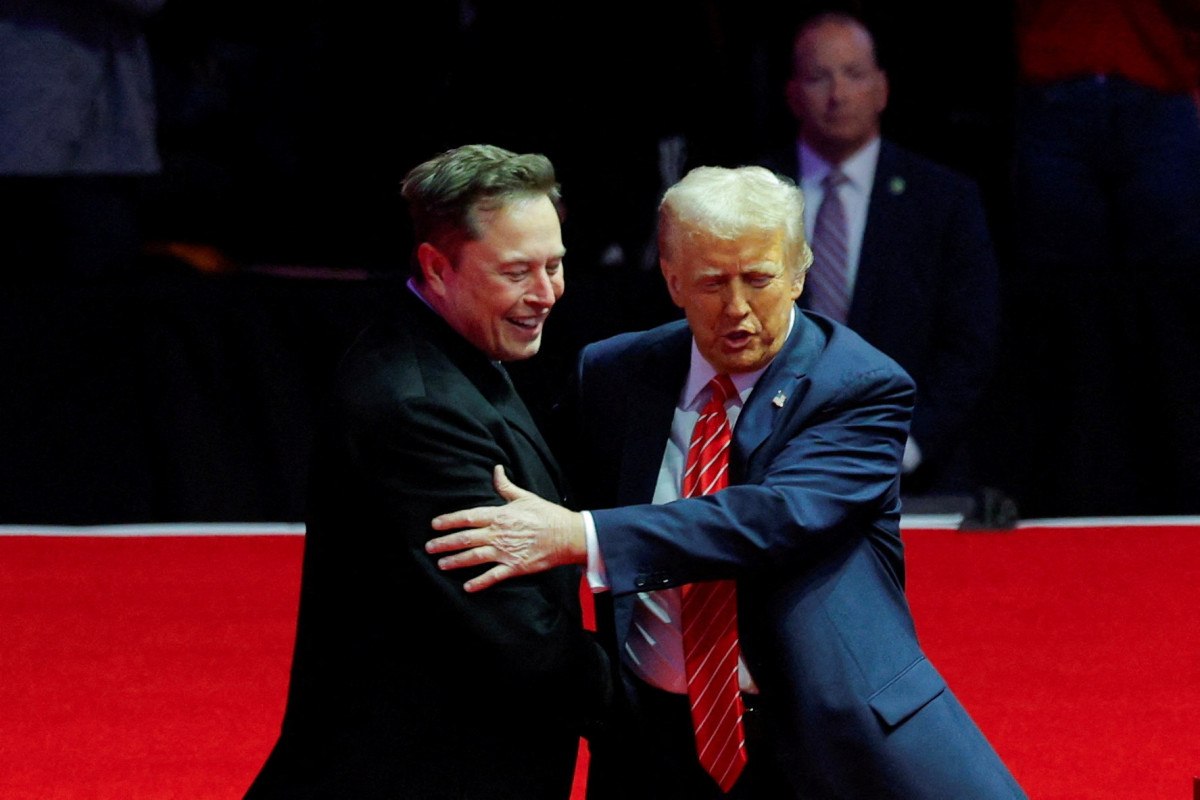 donald trumpin masasindaki 7 baslik 0 vZysuVFP