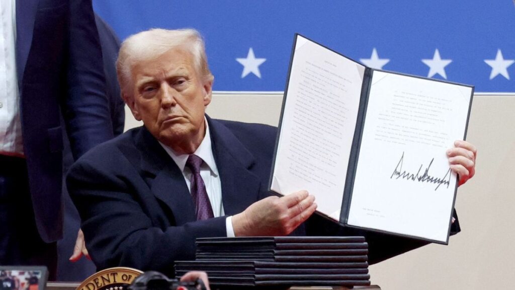 donald trumptan bati seriada yahudilere yonelik yaptirimlara iptal karari 11UCI1Qb