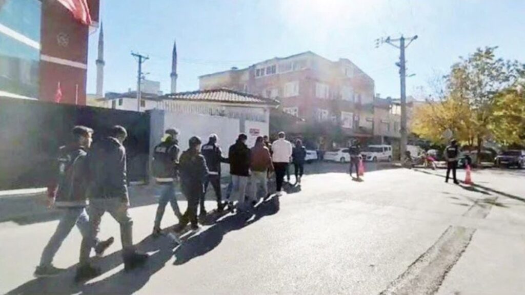 edirnede 12 duzensiz gocmen yakalandi vrGnfzu1