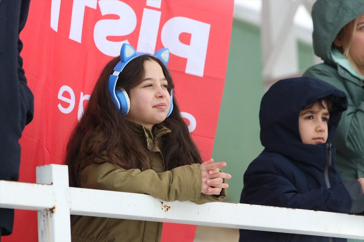 erzurumda geleneksel atli kizak soleni 26 kulubun katilamiyla duzenlendi 19 uIvW8h7A