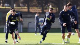 fenerbahce adana demirspor macinin hazirliklarini tamamladi UVLG2OxE