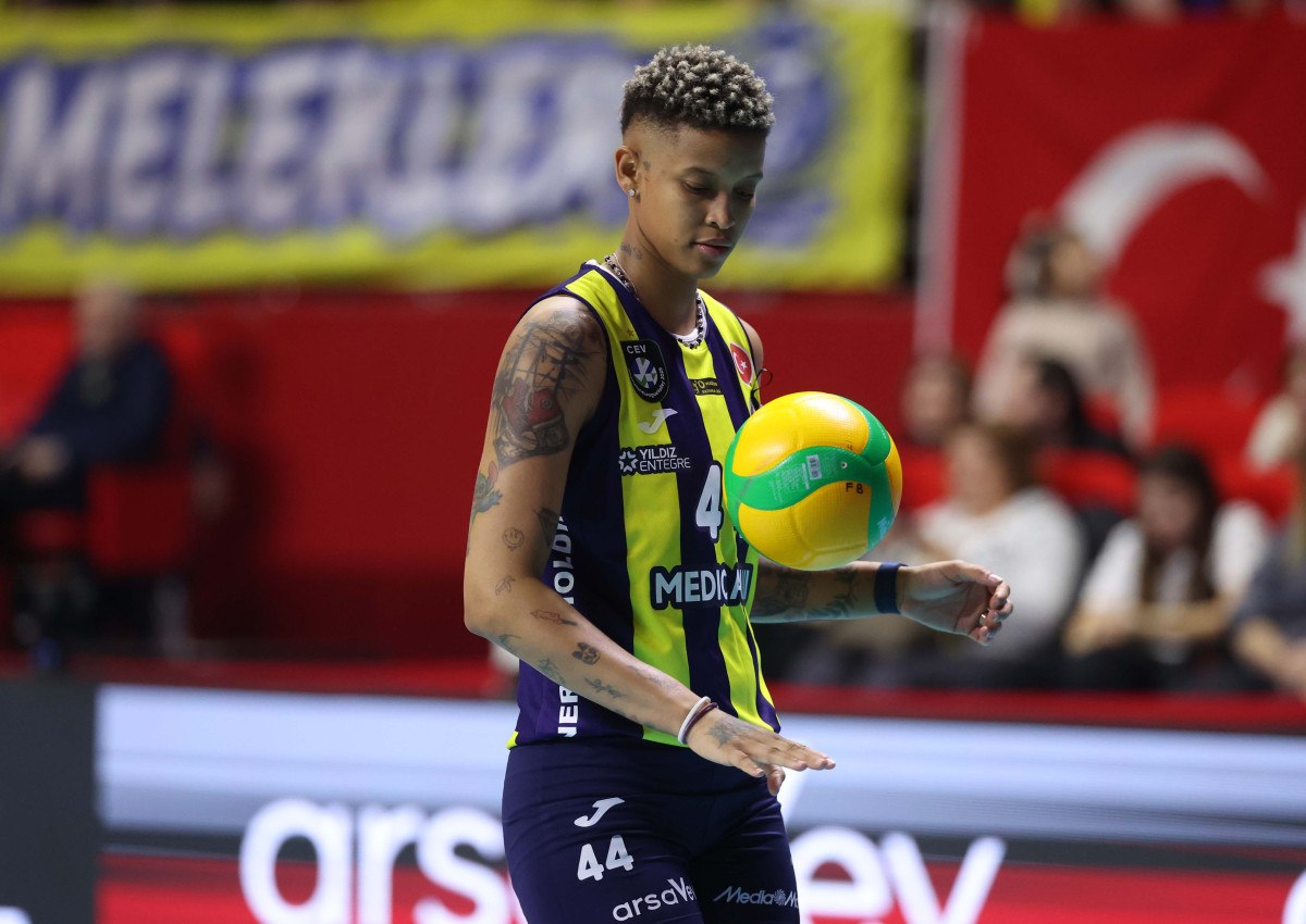 fenerbahce neptunesi devirdi 1 ELFJjluf