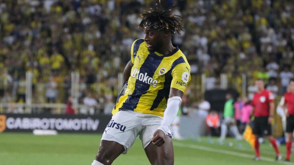 fenerbahcede saint maximin yolcu HUpWK1cr