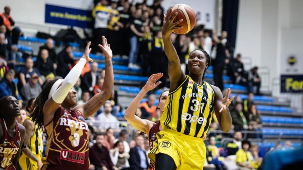 fenerbahceden umana reyere 20 sayilik fark buUnAyC9