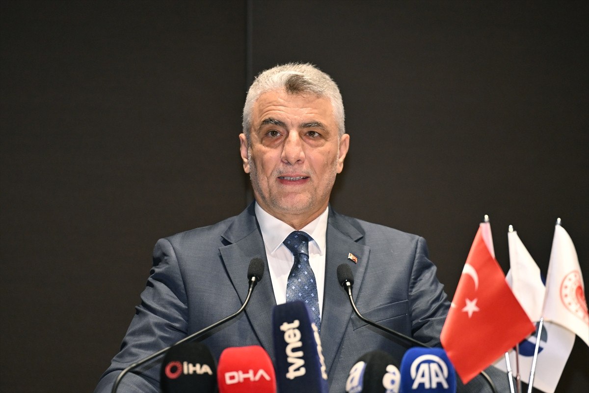 gumruklerde 2025in ilk 15 gununde 15 milyar liralik kacak esya ele gecirildi 0 pcWsCTPh