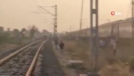 hindistanda tren kazasi 11 can kaybi 5 yarali rO6Ff3CY