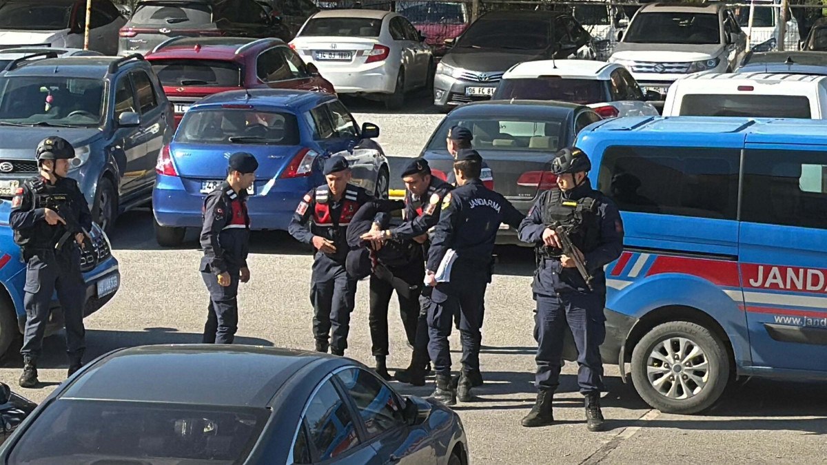interpol tarafindan kirmizi bultenle araniyordu bodrumda yakalandi 2 CkFl2JJQ