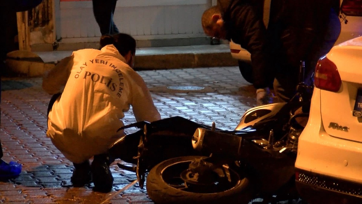 istanbul bahcelievlerde ates acilan motosikletteki 2 kisiden biri oldu 0 X2vWBuHZ