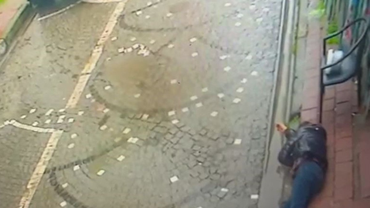 istanbul fatihte isletmeci ile seyyar satici arasindaki cinayetinin yeni goruntuleri ortaya cikti 1 BB3lz3L1
