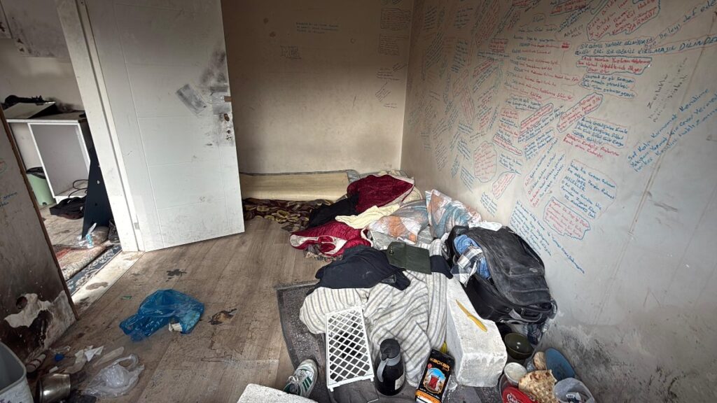istanbulda prefabrik evde yakilan soba iki kardesin sonu oldu 7TPJU1IN