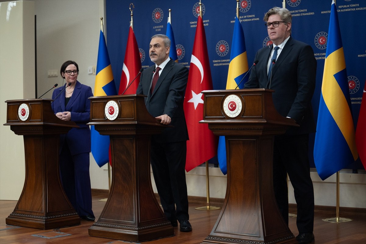 isvec disisleri bakani stenergarddan ypg pyd ve feto aciklamasi 3 2vNiRrlw