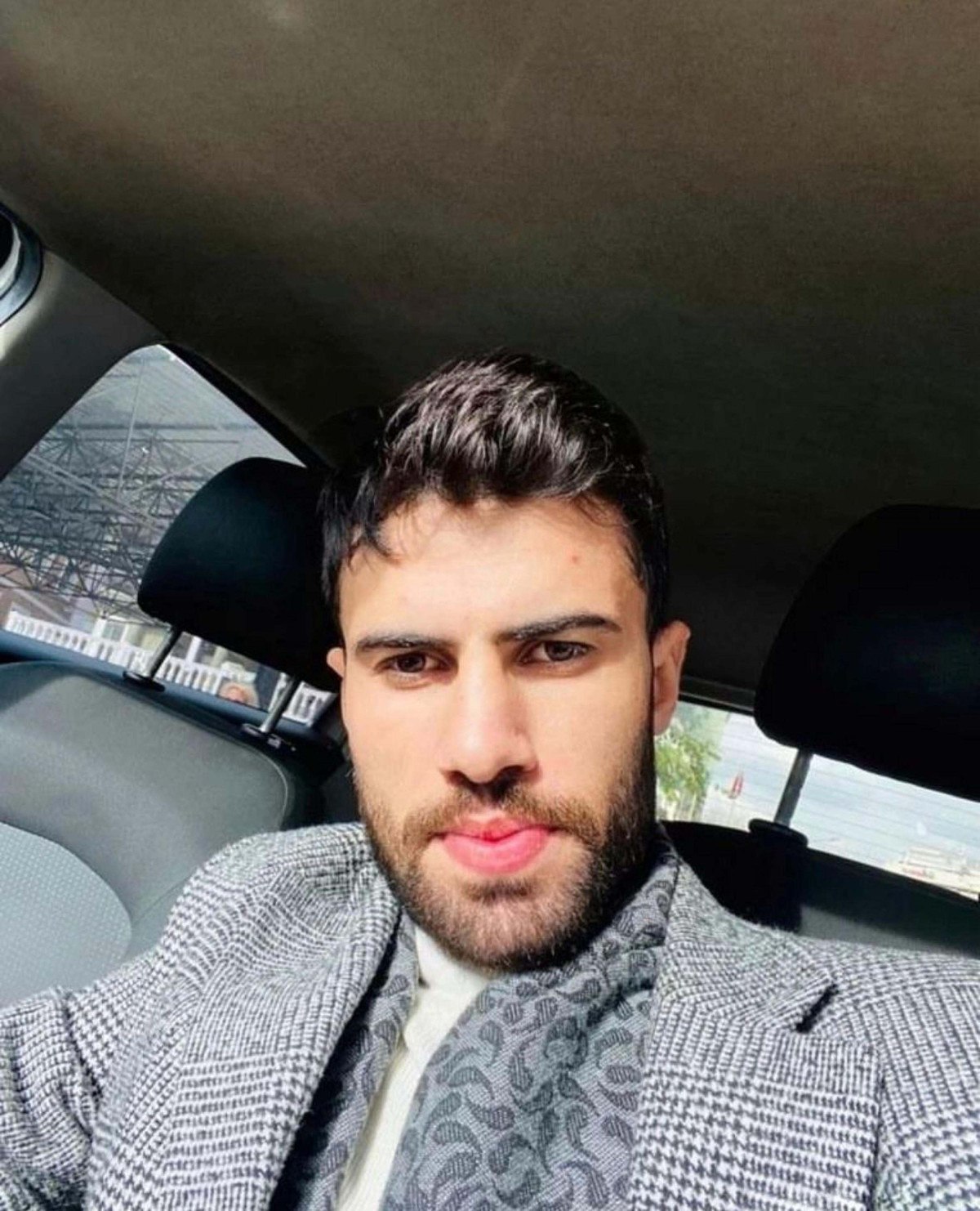 izmirde esi tarafindan oldurulen gozdenin is arkadasi konustu 1 qN5gbKf6