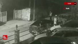 izmirde yatalak ve felcli kardeslerin evine giren hirsizlar yakalandi 2RVFYA53