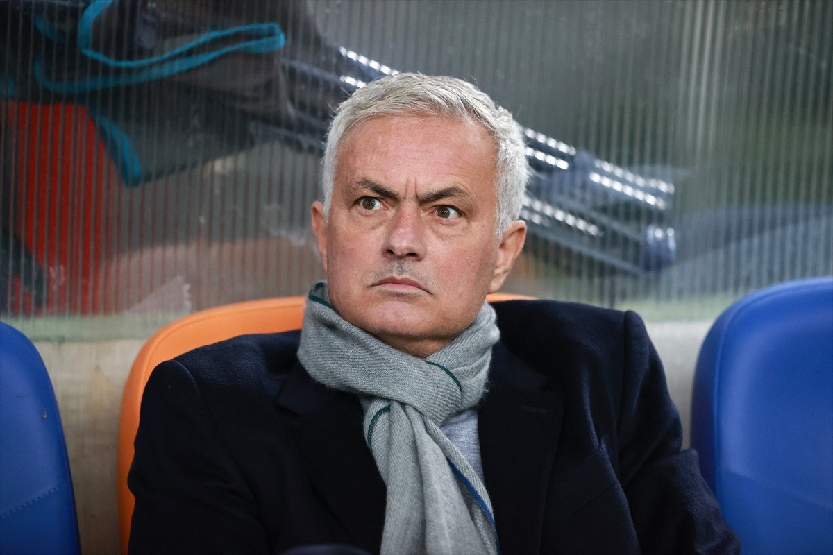 jose mourinhodan galatasarayi kizdiracak sozler kazanmamasi gereken puanlar kazandilar 0 4XOffr3E