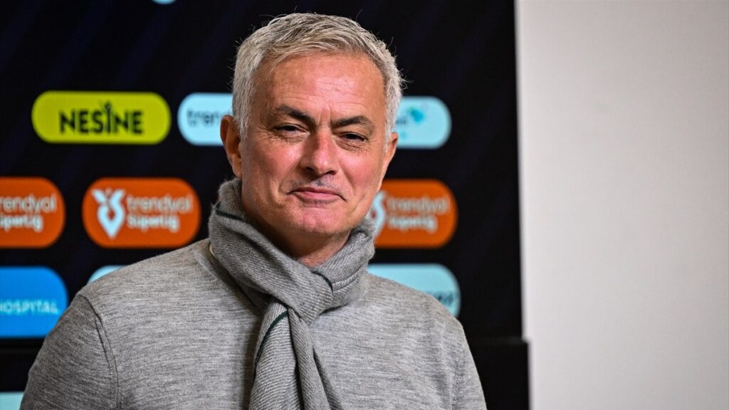 jose mourinhodan galatasarayi kizdiracak sozler kazanmamasi gereken puanlar kazandilar aJlk4Skw