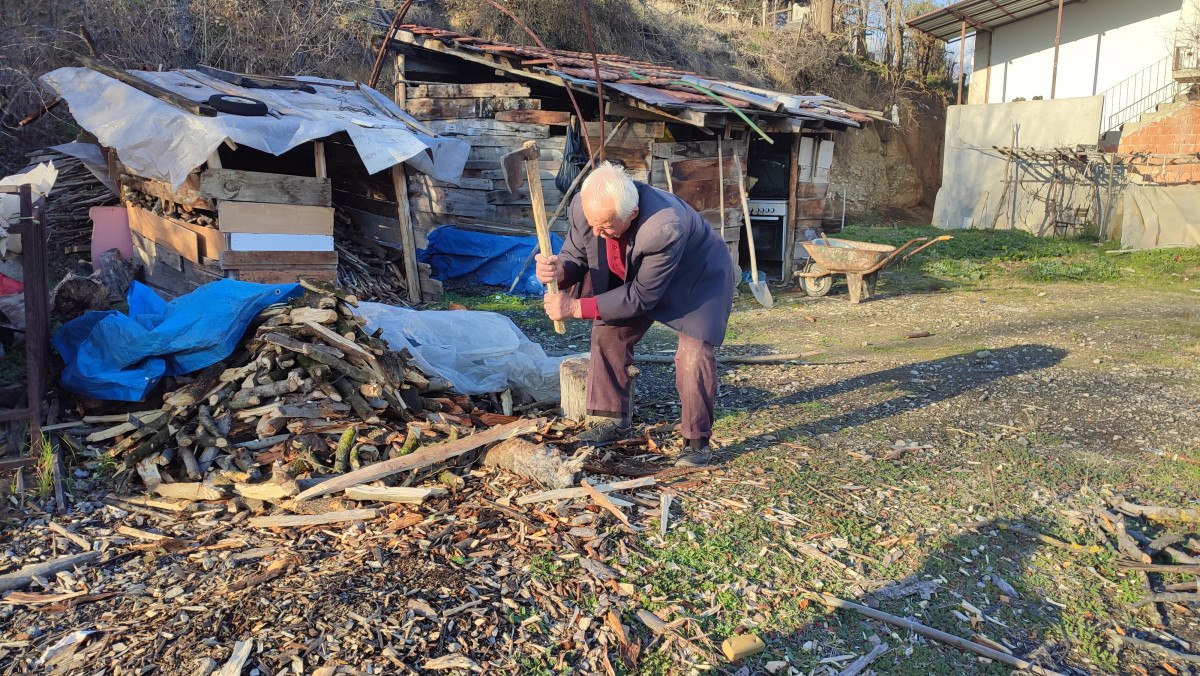 karabukte komsulari izin vermeyince evine dogalgaz baglatamadi 1 766jBJjB