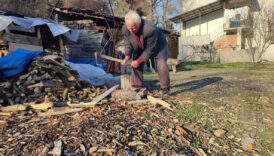 karabukte komsulari izin vermeyince evine dogalgaz baglatamadi fz1fErGH