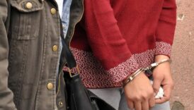 kastamonuda 3 kadin husumetlilerinin evini basarak ziynet esyalarini aldi Mfxj8tFj