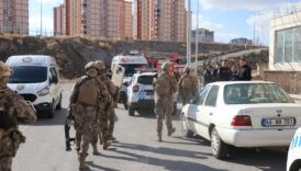 kayseride 7 yasindaki oglunu tabancayla vurdu Czw4D8d3