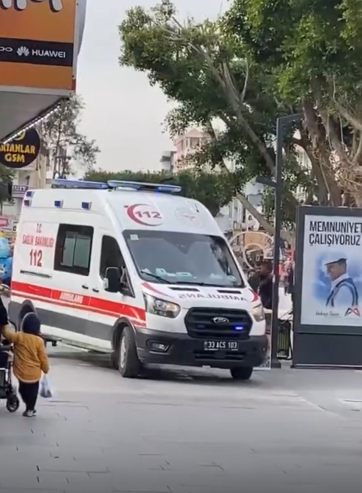 mersinde bir kisi trafik cezasini odemeyen arkadasini silahla yaraladi 0 GUkO9v24