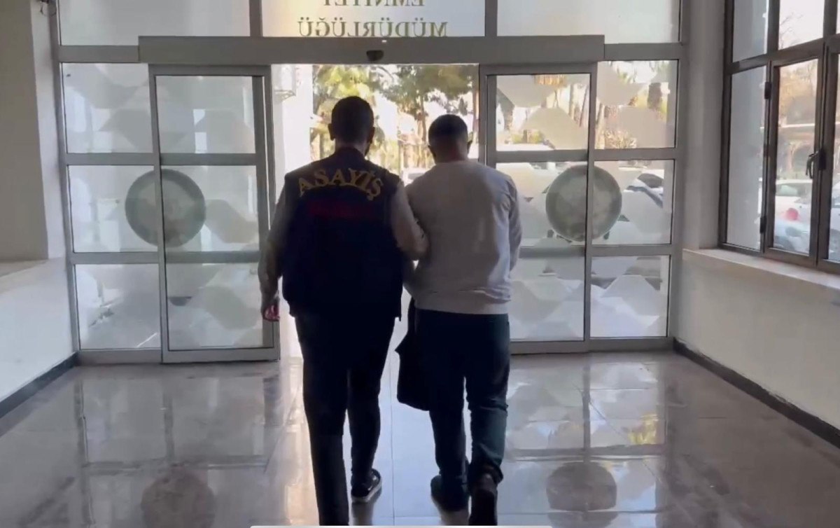 mersinde hasta rolu yaparak geldigi hastaneden arac caldi 2 4eYrD1dG