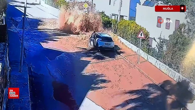 Muğla'da ana su hattı bomba gibi patladı 1 muglada ana su hatti bomba gibi patladi S6tdHdET