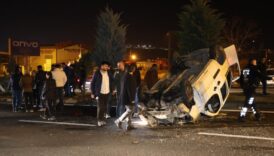 nevsehirde tirin captigi hafif ticari arac takla atti 2 yarali Rvje5Tv2