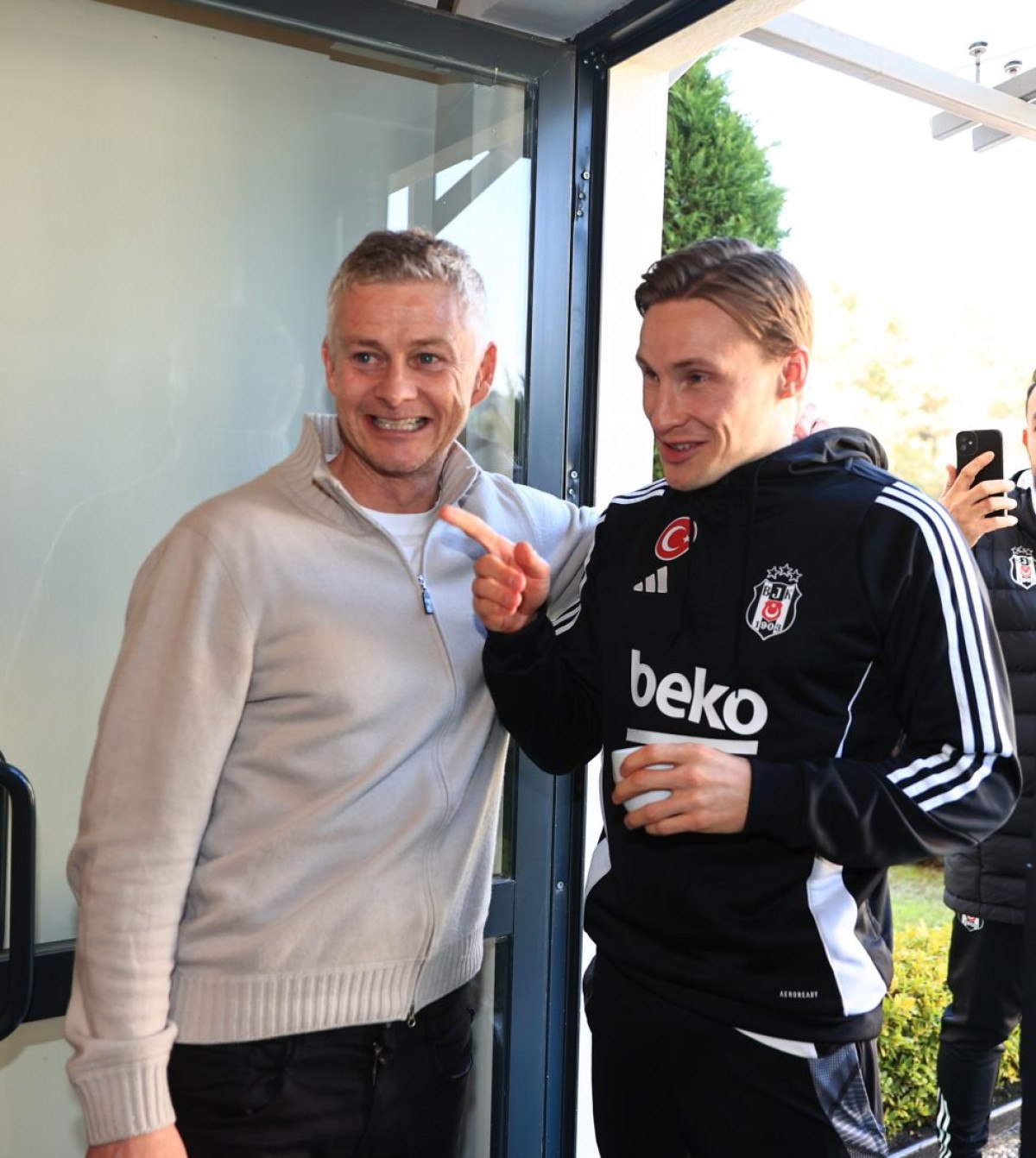 ole gunnar solskjaer bjk nevzat demir tesislerinde 6 zens7MC8