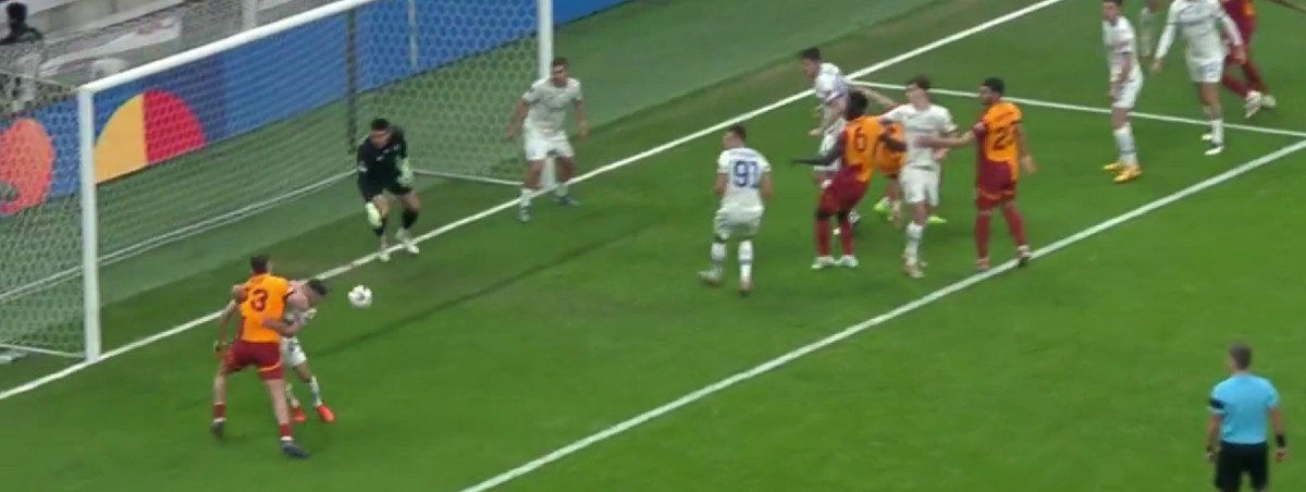 once kirmizi kart sonra penalti ali sami yende ilginc anlar 0 ICaqMT6S