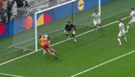 once kirmizi kart sonra penalti ali sami yende ilginc anlar IWhv3vvi