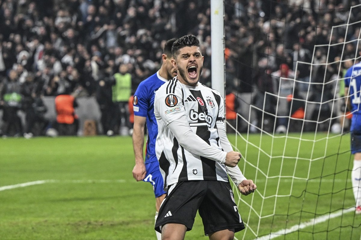 rashica hocamiz buyuk bir enerji katti 1 zfnkejBX
