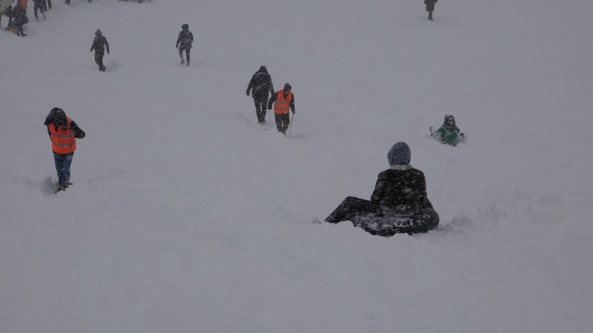 rizelilerin snowboardi petranboard nefes kesti 1 IagqU6Vl