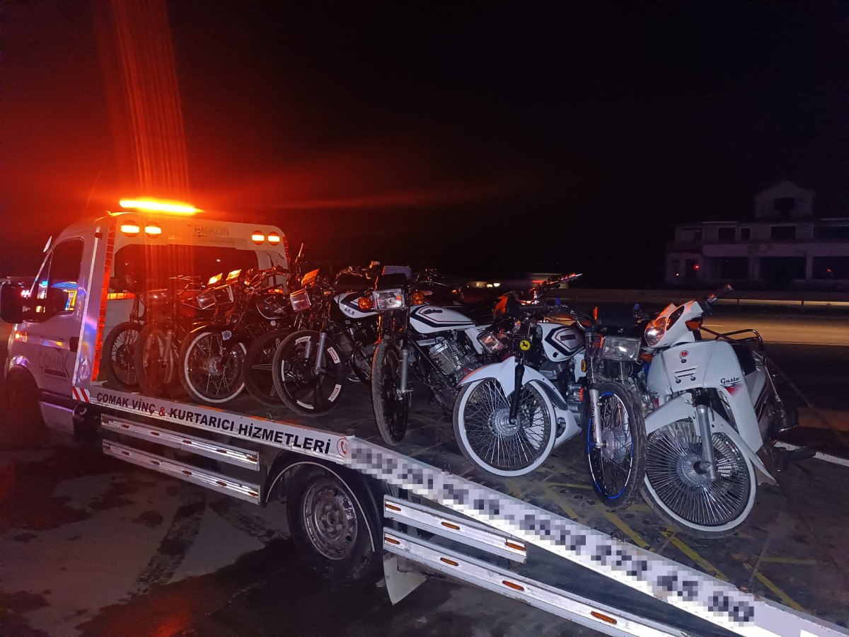 sakaryada yasadisi motosiklet yarisinda suruculere ceza yagdi 0 CQssDmeq