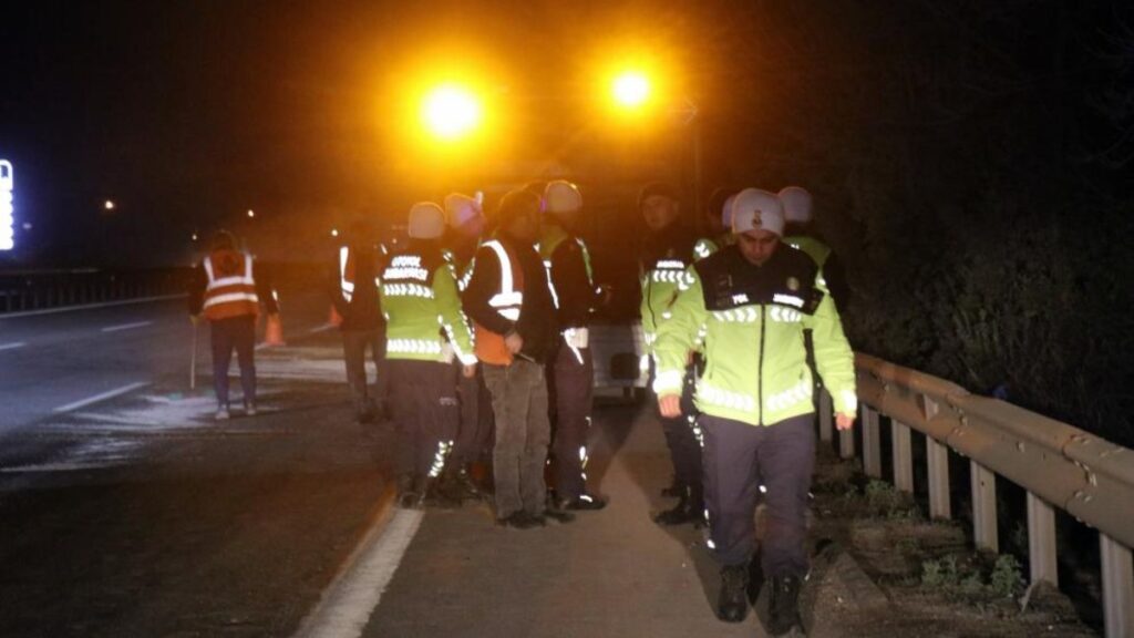 sakaryadaki feci kazada aci detay kayip olarak araniyormus 9ydS8AQF