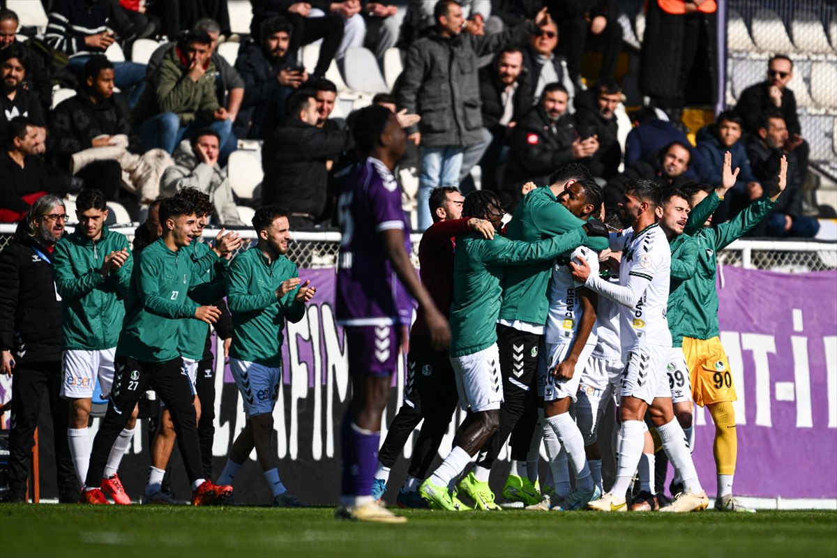 sakaryaspor ankara keciorengucunu maglup etti 2 9iKZhw7G