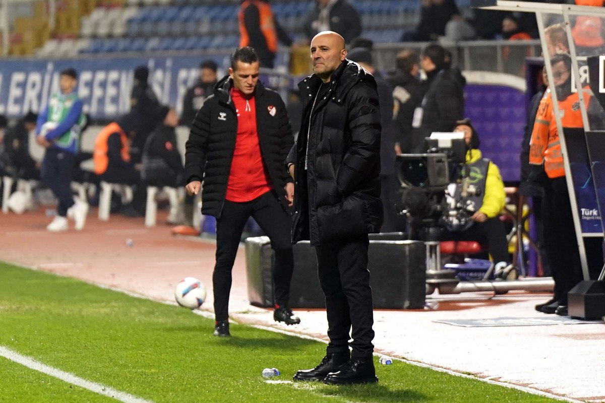 sami ugurlu oyun kotu gittiginde kenardan gerekli destegi alamiyoruz 0 IbS7IYgW