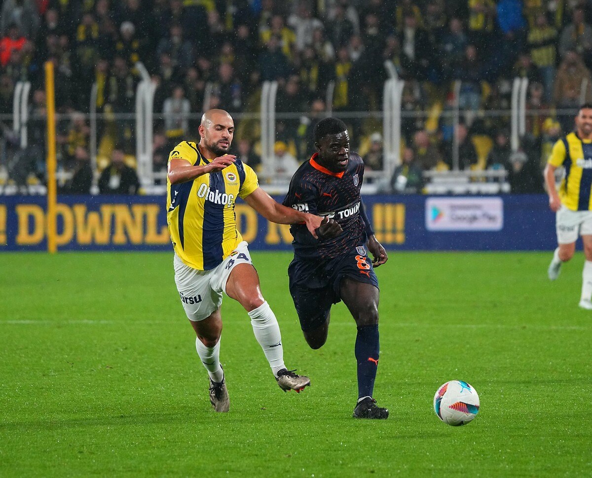sofyan amrabat geri donuyor 0