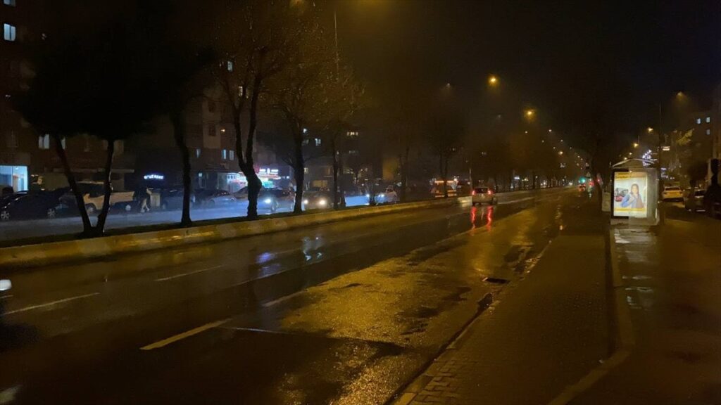 son dakika canakkale ayvacik aciklarinda 52 buyuklugunde deprem nzFwfw4y