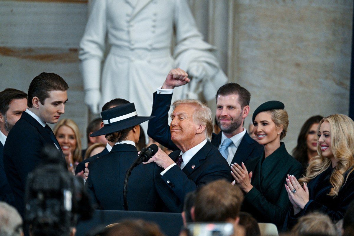 son dakika donald trump yemin ederek abdnin 47 baskani oldu 1 AXssrY8v