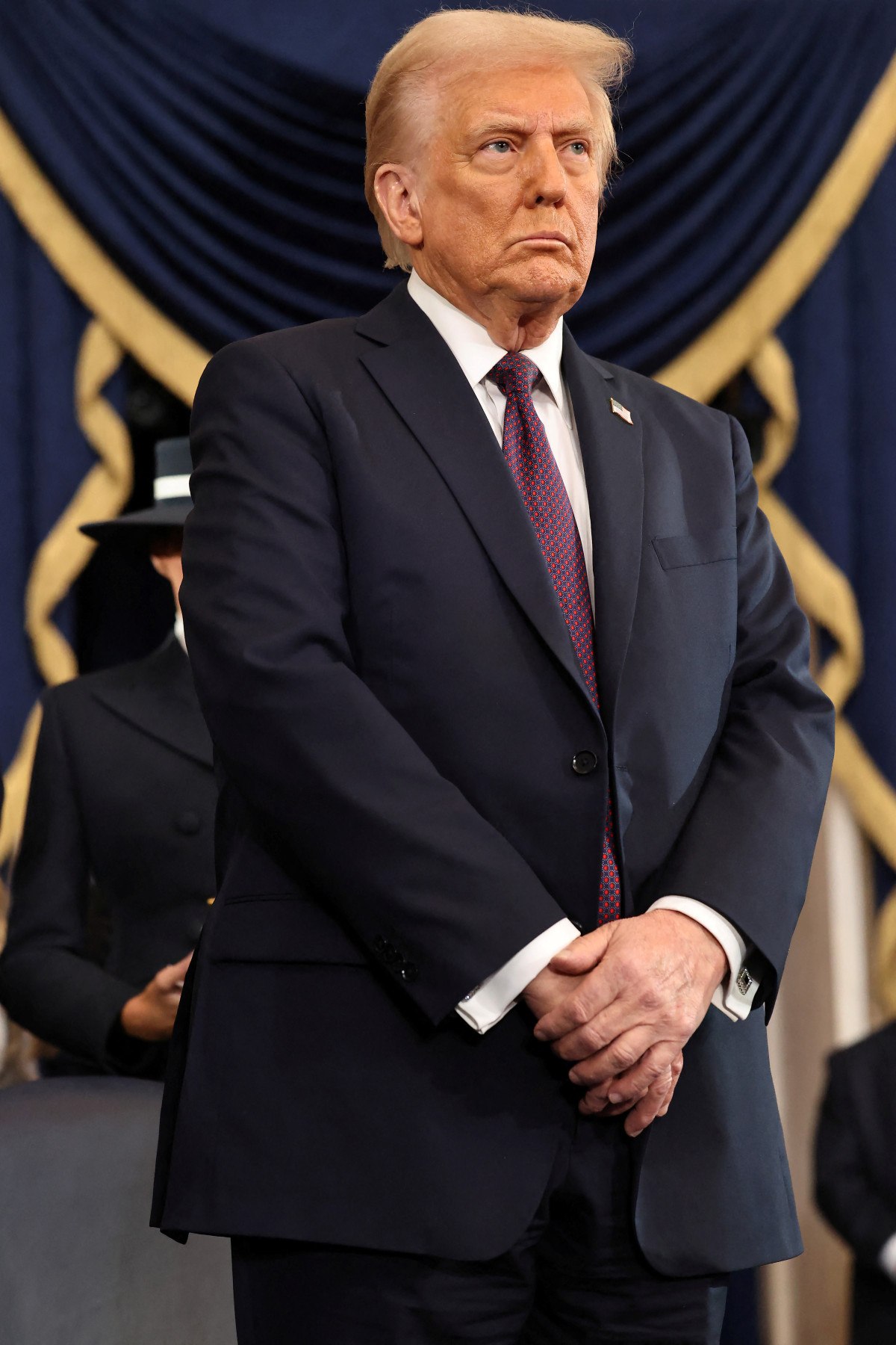 son dakika donald trump yemin ederek abdnin 47 baskani oldu 3 1cnVsmAv