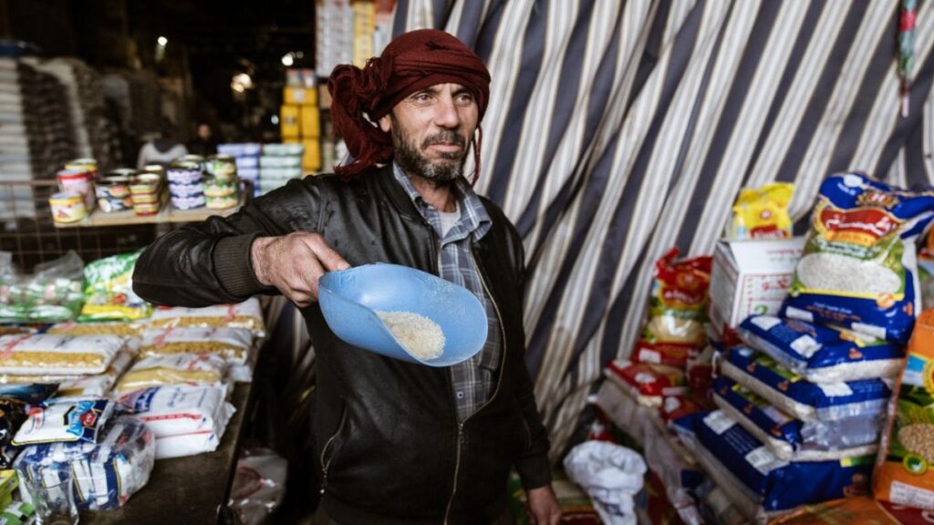 suriyede yeni yonetimden ambargo karari iran rusya ve israil mallarina yasak l7uXOWiW