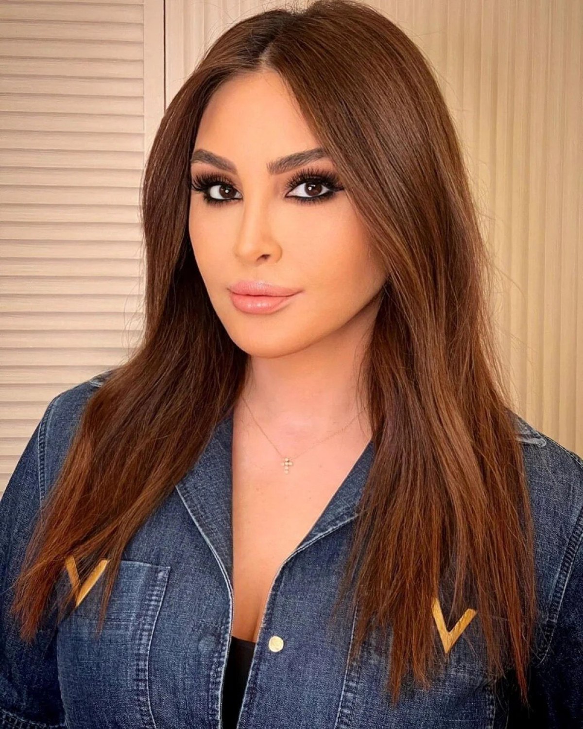 suudi arabistanda odul torenine katilan sarkicinin silikonlari patladi 1 ukRCNmbf