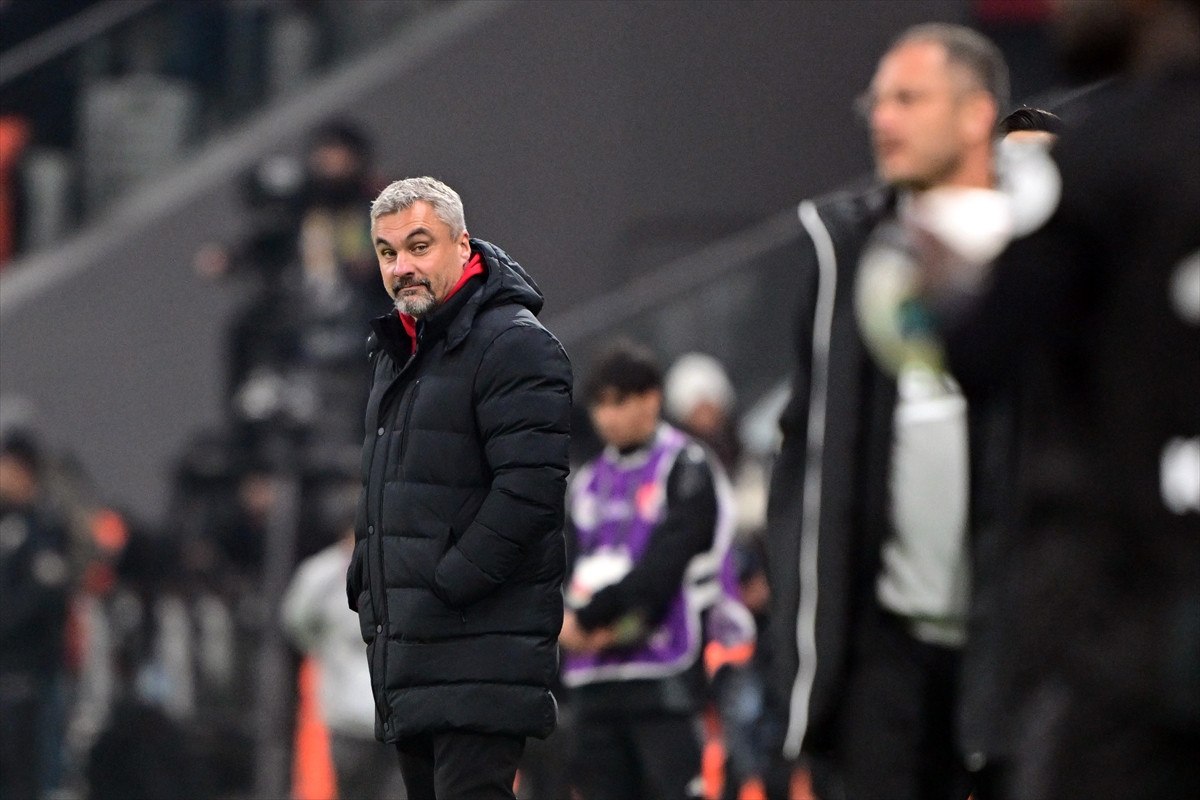 thomas reis sahadaki kararlardan memnun degilim 0 HHTK9BpJ