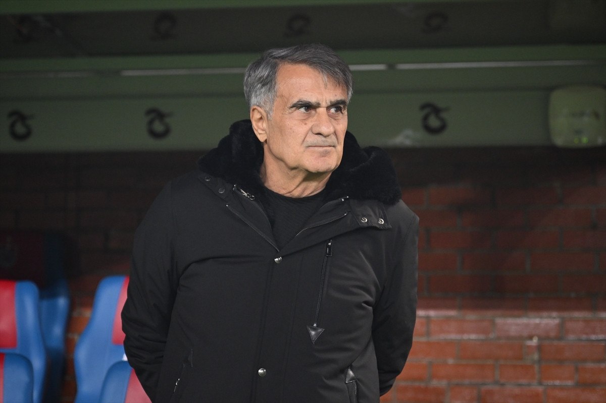 trabzonspor sahasinda sivassporu 4 0 maglup etti 0