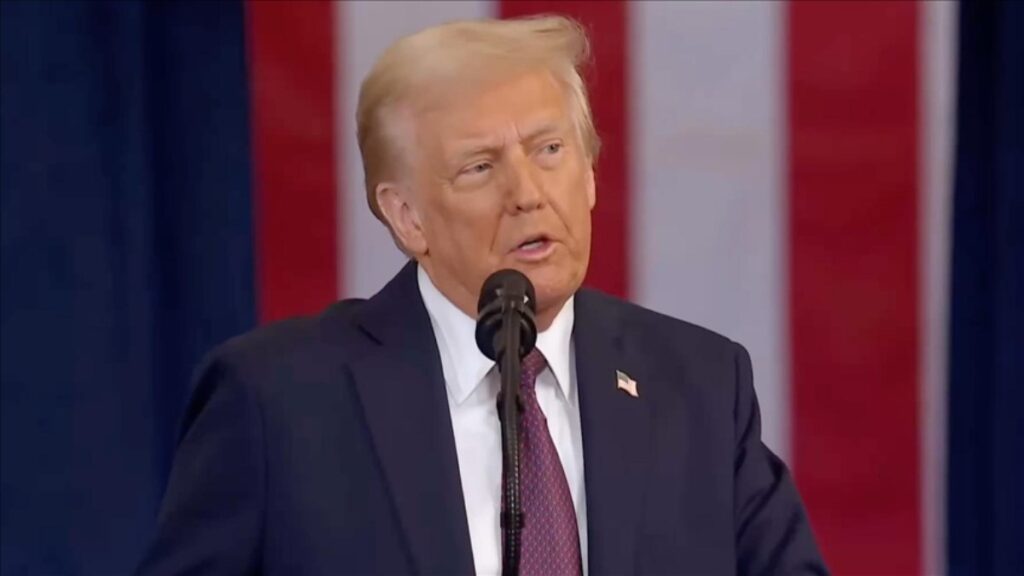 trump bidenin politikalarini gecersiz kilan bircok kararname imzaladi tlCmFRbH