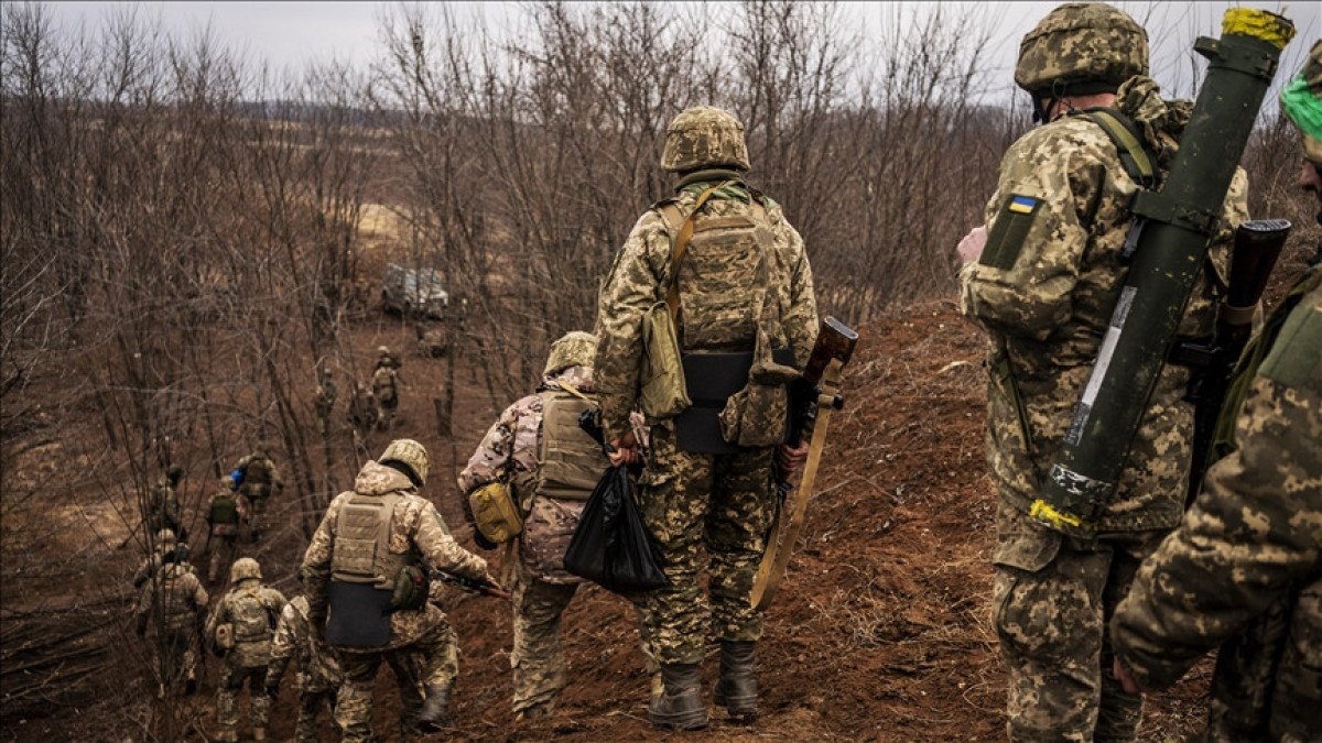 ukrayna ordusunun psikologu yolsuzluktan tutuklandi 1 ifqzdfBB
