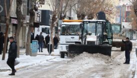 vanda 255 yerlesim yeri ulasima kapandi 3dVsJ8WB