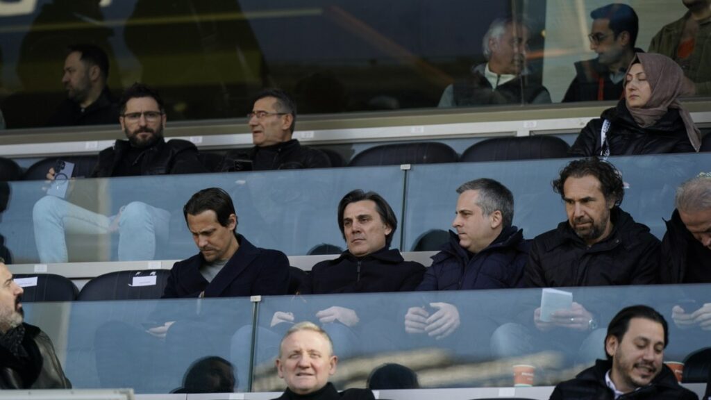 vincenzo montella basaksehir rizespor macini tribunden izledi gxsgZnpq