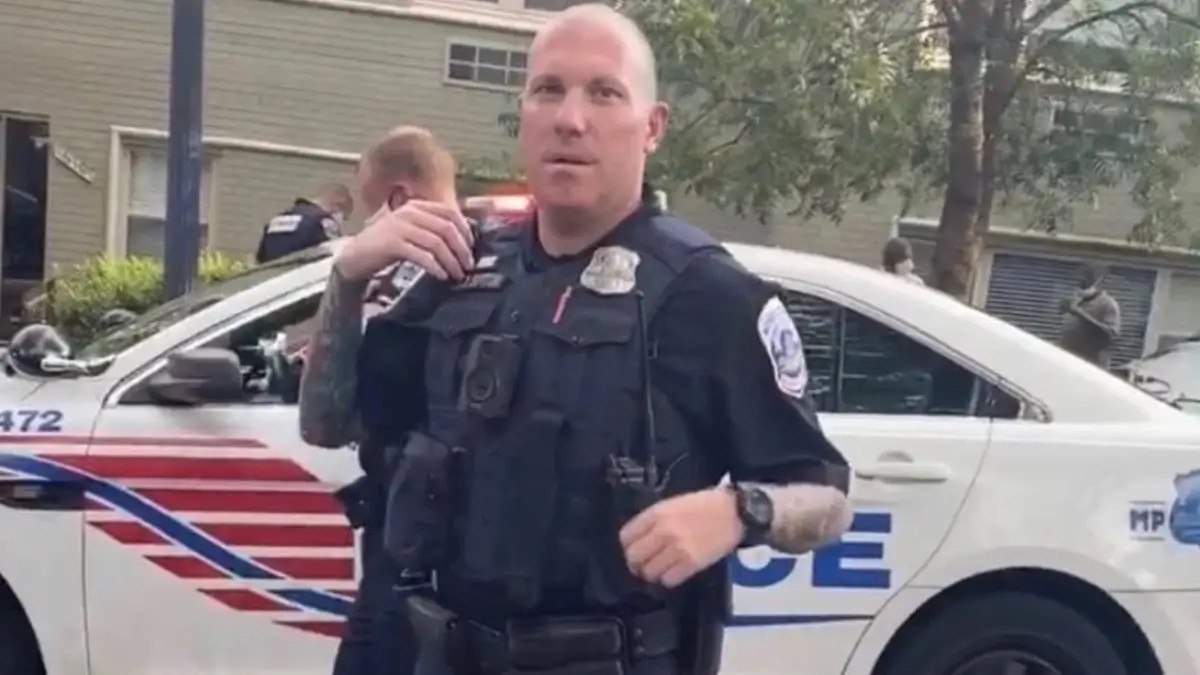 abd baskani donald trump 2020 yilinda bir siyahiyi olduren 2 polisi affetti 0 nQhd13e3
